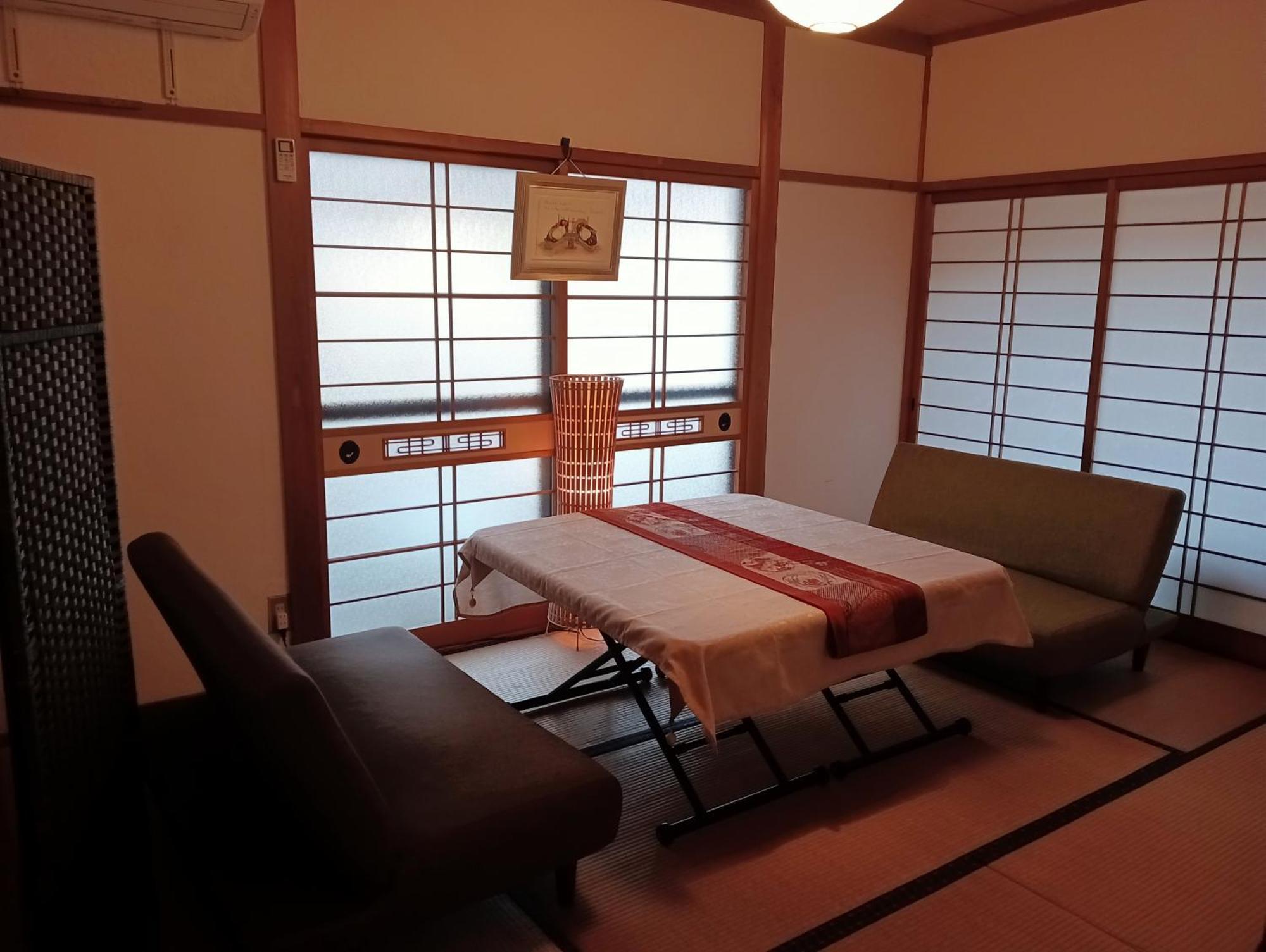 Imabari Railway Station しまなみ海道お宿ぽんぽこ מראה חיצוני תמונה