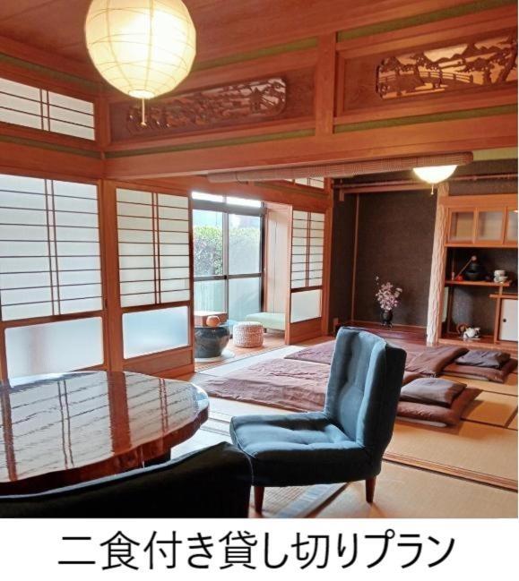 Imabari Railway Station しまなみ海道お宿ぽんぽこ מראה חיצוני תמונה